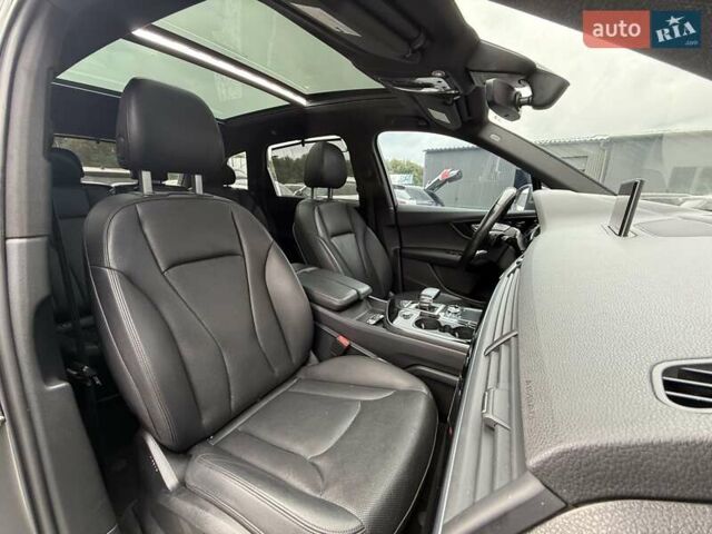 Серый Ауди Ку 7, объемом двигателя 3 л и пробегом 195 тыс. км за 21900 $, фото 66 на Automoto.ua