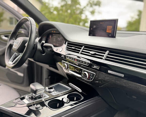 Ауді Ку 7 2017 у Богородчанах на Automoto.ua Сірий Ауді Ку 7, об'ємом двигуна 3 л та пробігом 115 тис. км за 34850 $, фото 26 на Automoto.ua
