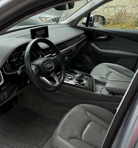 Серый Ауди Ку 7, объемом двигателя 1.98 л и пробегом 144 тыс. км за 24999 $, фото 11 на Automoto.ua