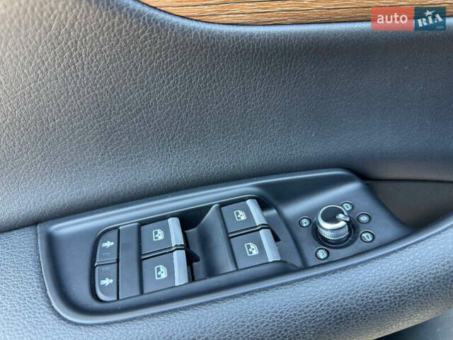 Ауди Ку 7 2017 в Одессе на Automoto.ua Серый Ауди Ку 7, объемом двигателя 3 л и пробегом 81 тыс. км за 27500 $, фото 18 на Automoto.ua