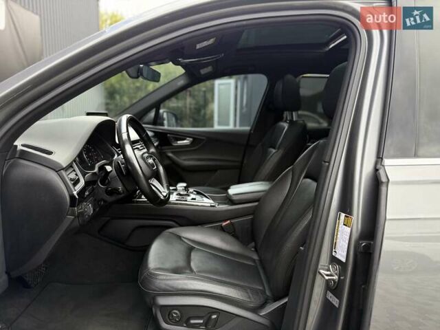 Серый Ауди Ку 7, объемом двигателя 3 л и пробегом 195 тыс. км за 21900 $, фото 28 на Automoto.ua