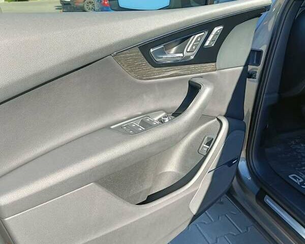 Серый Ауди Ку 7, объемом двигателя 3 л и пробегом 220 тыс. км за 23700 $, фото 53 на Automoto.ua