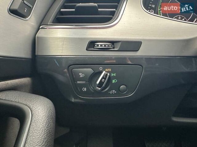 Серый Ауди Ку 7, объемом двигателя 3 л и пробегом 255 тыс. км за 38000 $, фото 34 на Automoto.ua