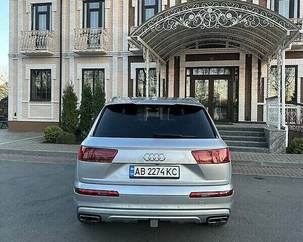 Сірий Ауді Ку 7, об'ємом двигуна 3 л та пробігом 89 тис. км за 28100 $, фото 4 на Automoto.ua