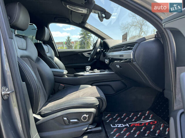 Сірий Ауді Ку 7, об'ємом двигуна 3 л та пробігом 247 тис. км за 36500 $, фото 50 на Automoto.ua
