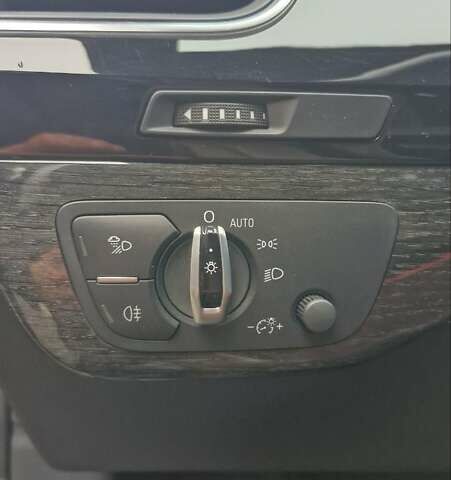 Серый Ауди Ку 7, объемом двигателя 1.98 л и пробегом 174 тыс. км за 24000 $, фото 12 на Automoto.ua