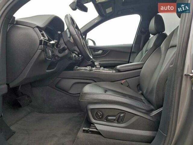 Серый Ауди Ку 7, объемом двигателя 3 л и пробегом 145 тыс. км за 7300 $, фото 6 на Automoto.ua