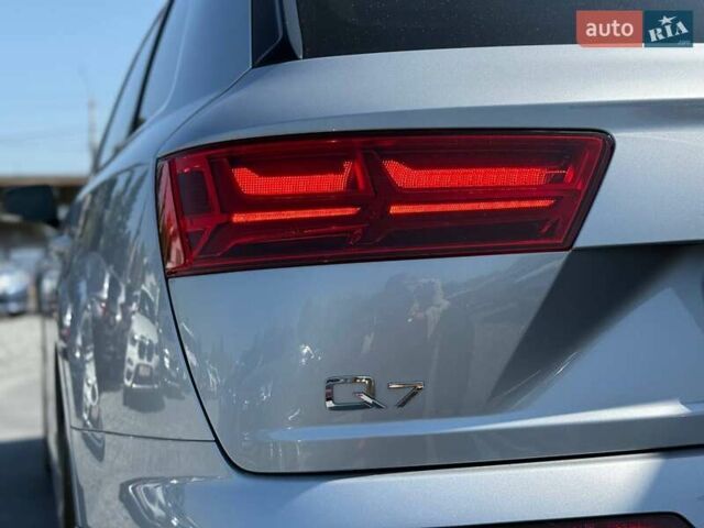 Серый Ауди Ку 7, объемом двигателя 3 л и пробегом 149 тыс. км за 27500 $, фото 7 на Automoto.ua