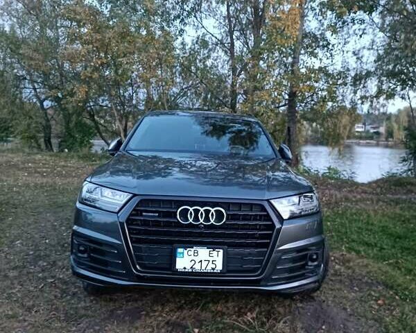 Серый Ауди Ку 7, объемом двигателя 3 л и пробегом 83 тыс. км за 32000 $, фото 5 на Automoto.ua