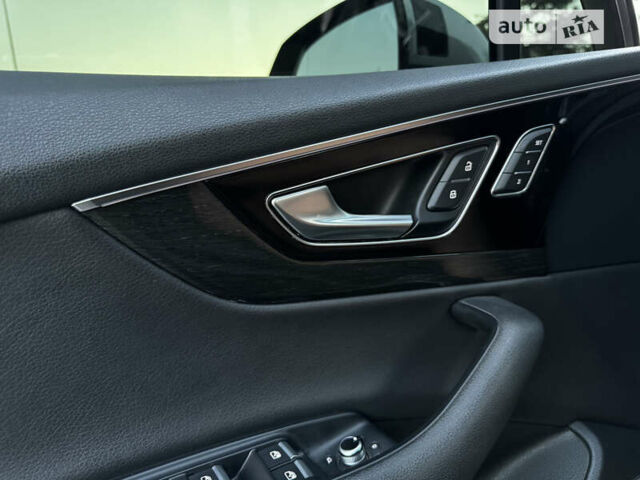 Серый Ауди Ку 7, объемом двигателя 3 л и пробегом 164 тыс. км за 25500 $, фото 20 на Automoto.ua