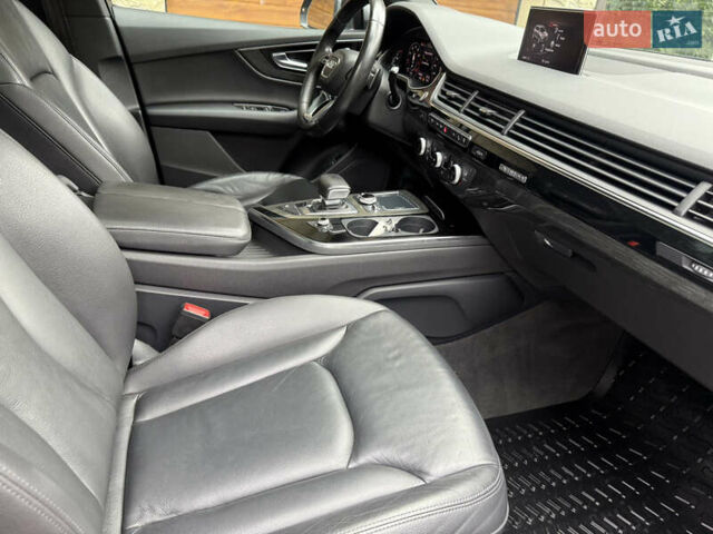 Сірий Ауді Ку 7, об'ємом двигуна 3 л та пробігом 194 тис. км за 23300 $, фото 10 на Automoto.ua