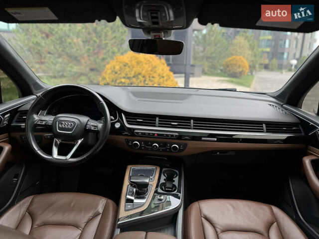 Серый Ауди Ку 7, объемом двигателя 2 л и пробегом 212 тыс. км за 29000 $, фото 12 на Automoto.ua