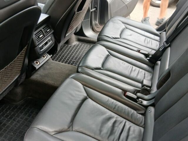 Серый Ауди Ку 7, объемом двигателя 0 л и пробегом 220 тыс. км за 21500 $, фото 12 на Automoto.ua