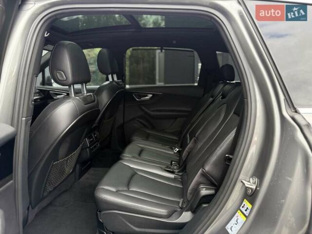 Серый Ауди Ку 7, объемом двигателя 3 л и пробегом 195 тыс. км за 21900 $, фото 70 на Automoto.ua