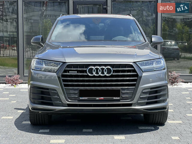 Сірий Ауді Ку 7, об'ємом двигуна 3 л та пробігом 247 тис. км за 36500 $, фото 4 на Automoto.ua