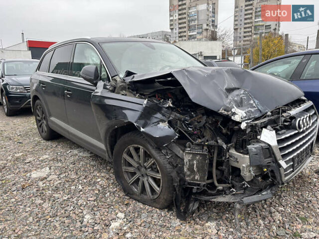 Сірий Ауді Ку 7, об'ємом двигуна 3 л та пробігом 200 тис. км за 14500 $, фото 1 на Automoto.ua