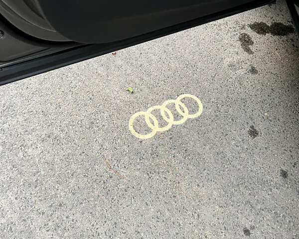 Сірий Ауді Ку 7, об'ємом двигуна 3 л та пробігом 137 тис. км за 35000 $, фото 28 на Automoto.ua