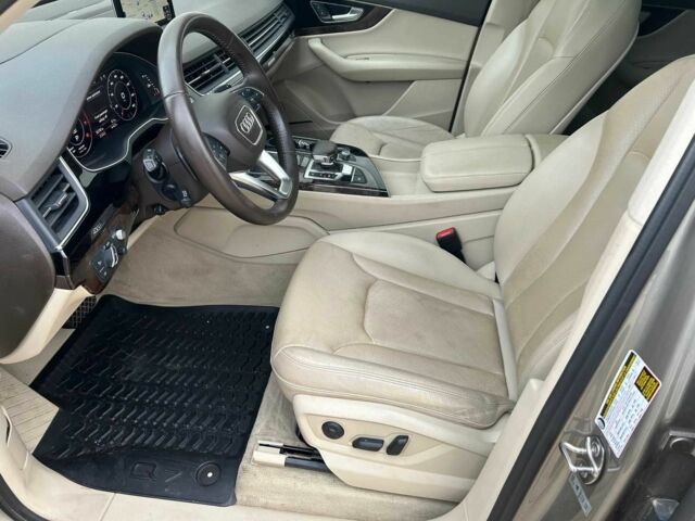 Серый Ауди Ку 7, объемом двигателя 3 л и пробегом 87 тыс. км за 23000 $, фото 13 на Automoto.ua