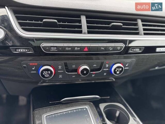 Серый Ауди Ку 7, объемом двигателя 1.98 л и пробегом 151 тыс. км за 24399 $, фото 18 на Automoto.ua