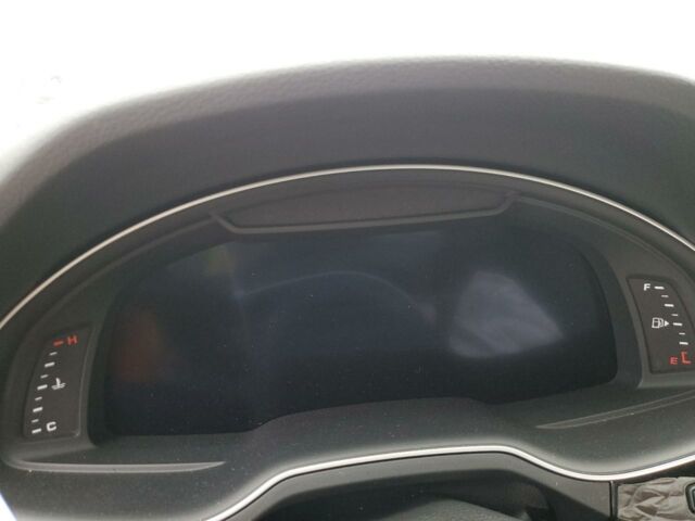 Сірий Ауді Ку 7, об'ємом двигуна 3 л та пробігом 0 тис. км за 27000 $, фото 8 на Automoto.ua