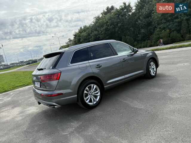 Серый Ауди Ку 7, объемом двигателя 3 л и пробегом 123 тыс. км за 33800 $, фото 1 на Automoto.ua