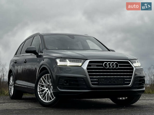 Серый Ауди Ку 7, объемом двигателя 2.97 л и пробегом 207 тыс. км за 42000 $, фото 2 на Automoto.ua