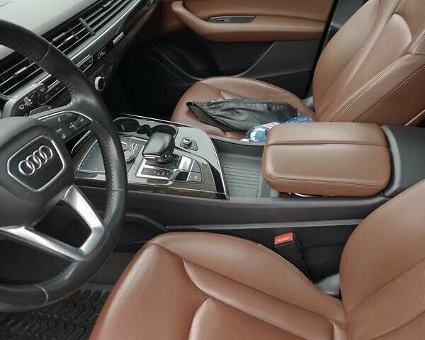 Серый Ауди Ку 7, объемом двигателя 3 л и пробегом 149 тыс. км за 26700 $, фото 32 на Automoto.ua