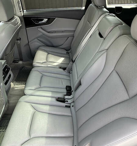 Серый Ауди Ку 7, объемом двигателя 1.98 л и пробегом 133 тыс. км за 25999 $, фото 17 на Automoto.ua