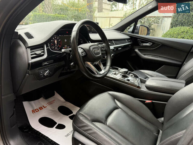 Сірий Ауді Ку 7, об'ємом двигуна 3 л та пробігом 194 тис. км за 22700 $, фото 29 на Automoto.ua