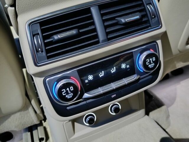 Серый Ауди Ку 7, объемом двигателя 2 л и пробегом 44 тыс. км за 35000 $, фото 8 на Automoto.ua