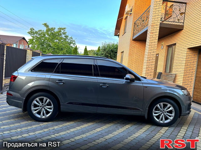 Сірий Ауді Ку 7, об'ємом двигуна 3 л та пробігом 94 тис. км за 47000 $, фото 2 на Automoto.ua