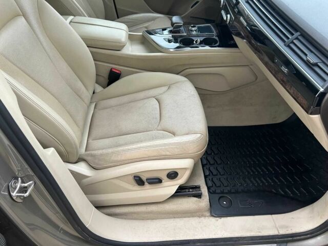 Серый Ауди Ку 7, объемом двигателя 3 л и пробегом 87 тыс. км за 23000 $, фото 15 на Automoto.ua