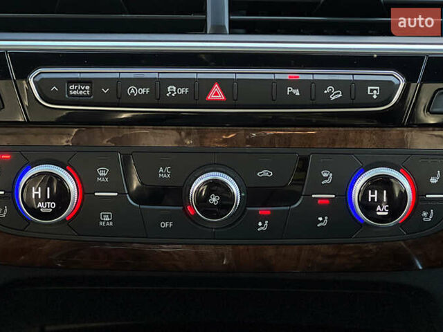 Серый Ауди Ку 7, объемом двигателя 3 л и пробегом 175 тыс. км за 25300 $, фото 13 на Automoto.ua