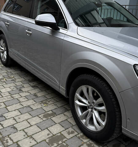 Серый Ауди Ку 7, объемом двигателя 1.98 л и пробегом 144 тыс. км за 24999 $, фото 4 на Automoto.ua