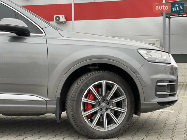 Серый Ауди Ку 7, объемом двигателя 3 л и пробегом 189 тыс. км за 24999 $, фото 5 на Automoto.ua