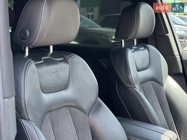 Сірий Ауді Ку 7, об'ємом двигуна 3 л та пробігом 247 тис. км за 36500 $, фото 52 на Automoto.ua