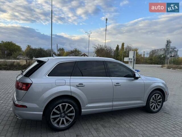 Ауди Ку 7 2017 в Верхнеднепровске на Automoto.ua Серый Ауди Ку 7, объемом двигателя 3 л и пробегом 215 тыс. км за 24999 $, фото 2 на Automoto.ua