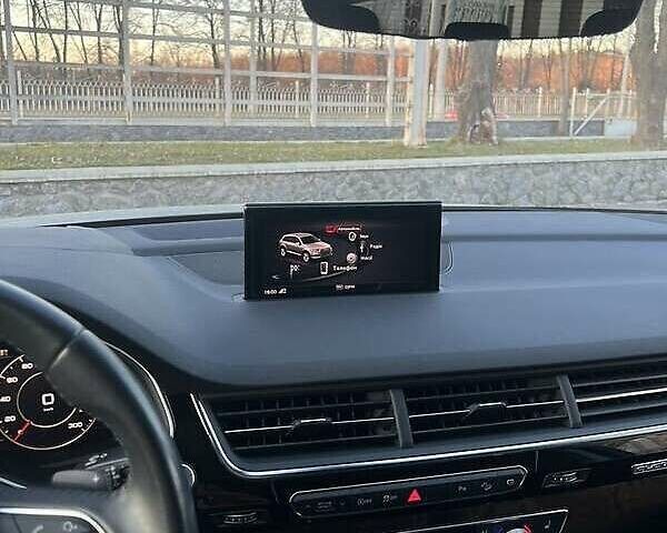 Сірий Ауді Ку 7, об'ємом двигуна 3 л та пробігом 89 тис. км за 28100 $, фото 10 на Automoto.ua