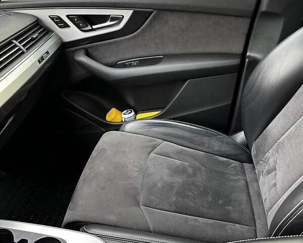 Сірий Ауді Ку 7, об'ємом двигуна 2.97 л та пробігом 115 тис. км за 37700 $, фото 8 на Automoto.ua