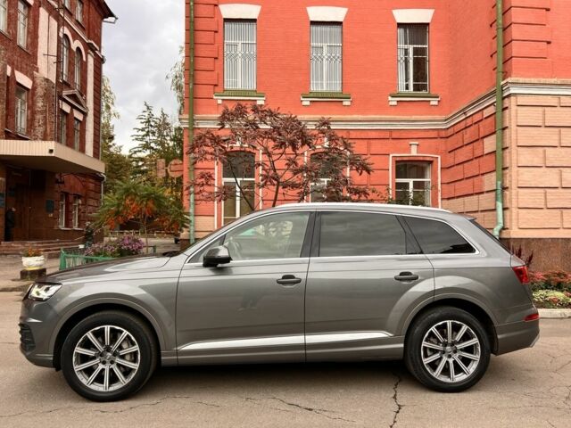 Ауди Ку 7 2017 в Харькове на Automoto.ua Серый Ауди Ку 7, объемом двигателя 3 л и пробегом 85 тыс. км за 27000 $, фото 2 на Automoto.ua