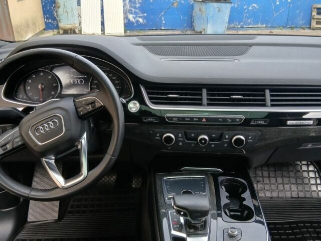 Серый Ауди Ку 7, объемом двигателя 0 л и пробегом 220 тыс. км за 21500 $, фото 10 на Automoto.ua