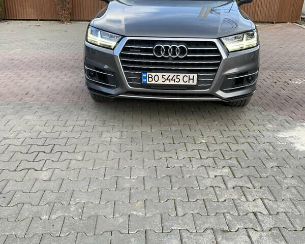 Серый Ауди Ку 7, объемом двигателя 3 л и пробегом 141 тыс. км за 35100 $, фото 5 на Automoto.ua