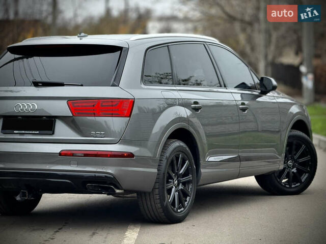 Серый Ауди Ку 7, объемом двигателя 3 л и пробегом 158 тыс. км за 27900 $, фото 6 на Automoto.ua