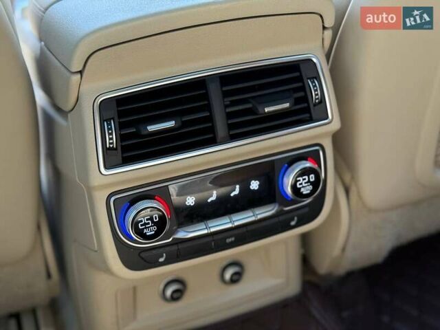 Серый Ауди Ку 7, объемом двигателя 3 л и пробегом 149 тыс. км за 27500 $, фото 60 на Automoto.ua