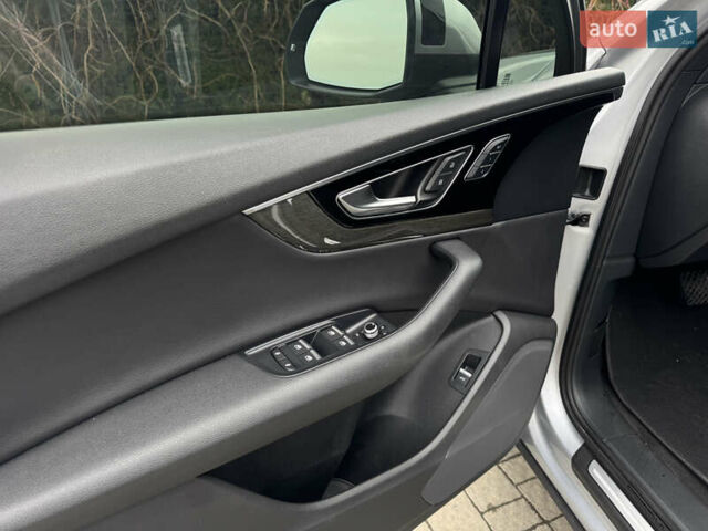 Сірий Ауді Ку 7, об'ємом двигуна 3 л та пробігом 225 тис. км за 20900 $, фото 51 на Automoto.ua