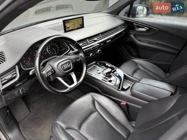 Сірий Ауді Ку 7, об'ємом двигуна 3 л та пробігом 195 тис. км за 21900 $, фото 29 на Automoto.ua