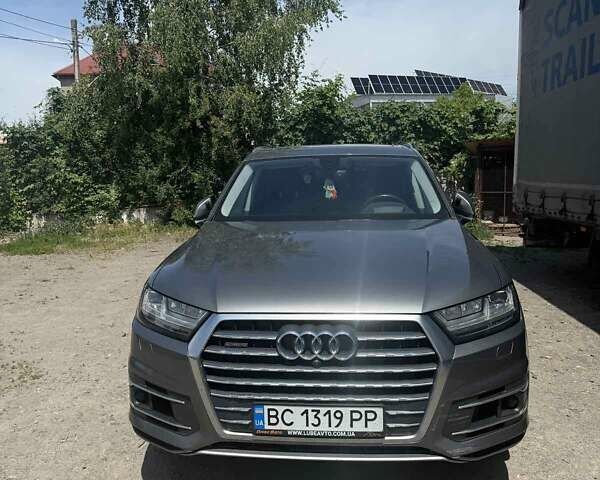 Серый Ауди Ку 7, объемом двигателя 3 л и пробегом 106 тыс. км за 40000 $, фото 5 на Automoto.ua
