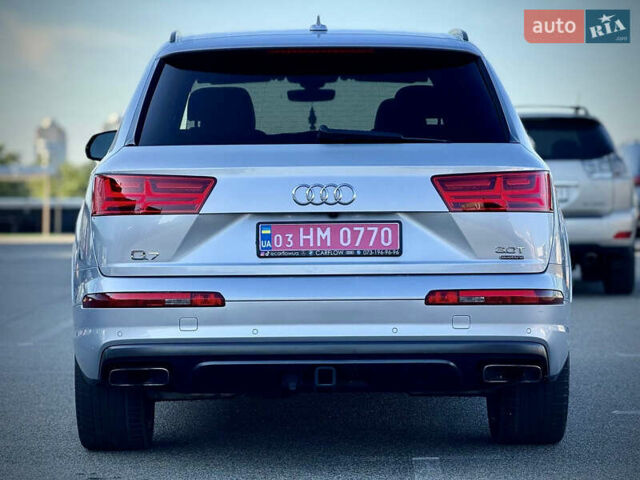 Серый Ауди Ку 7, объемом двигателя 3 л и пробегом 190 тыс. км за 26600 $, фото 3 на Automoto.ua
