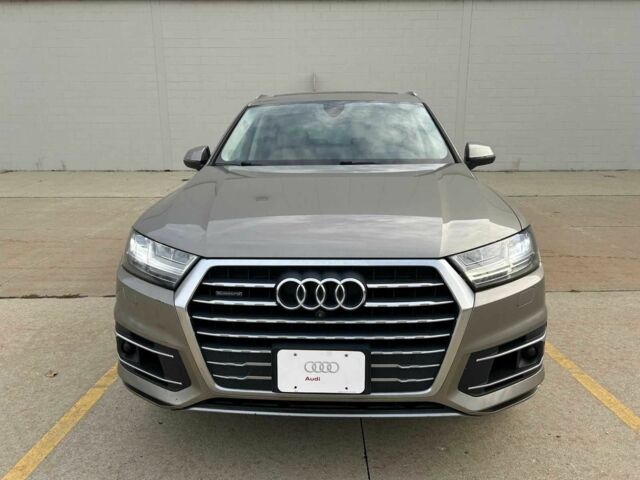 Серый Ауди Ку 7, объемом двигателя 3 л и пробегом 87 тыс. км за 23000 $, фото 7 на Automoto.ua