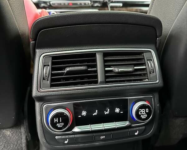 Сірий Ауді Ку 7, об'ємом двигуна 3 л та пробігом 375 тис. км за 24000 $, фото 12 на Automoto.ua